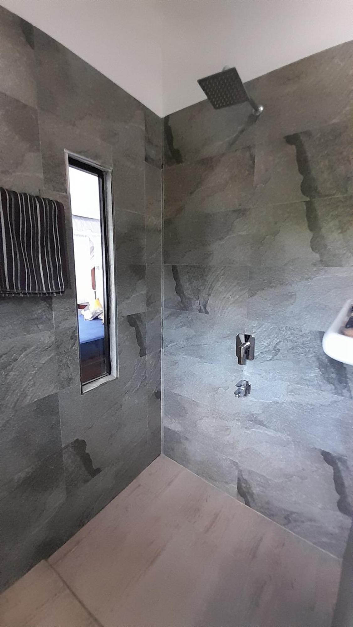 Srimany Bed & Breakfast Mirissa Ngoại thất bức ảnh