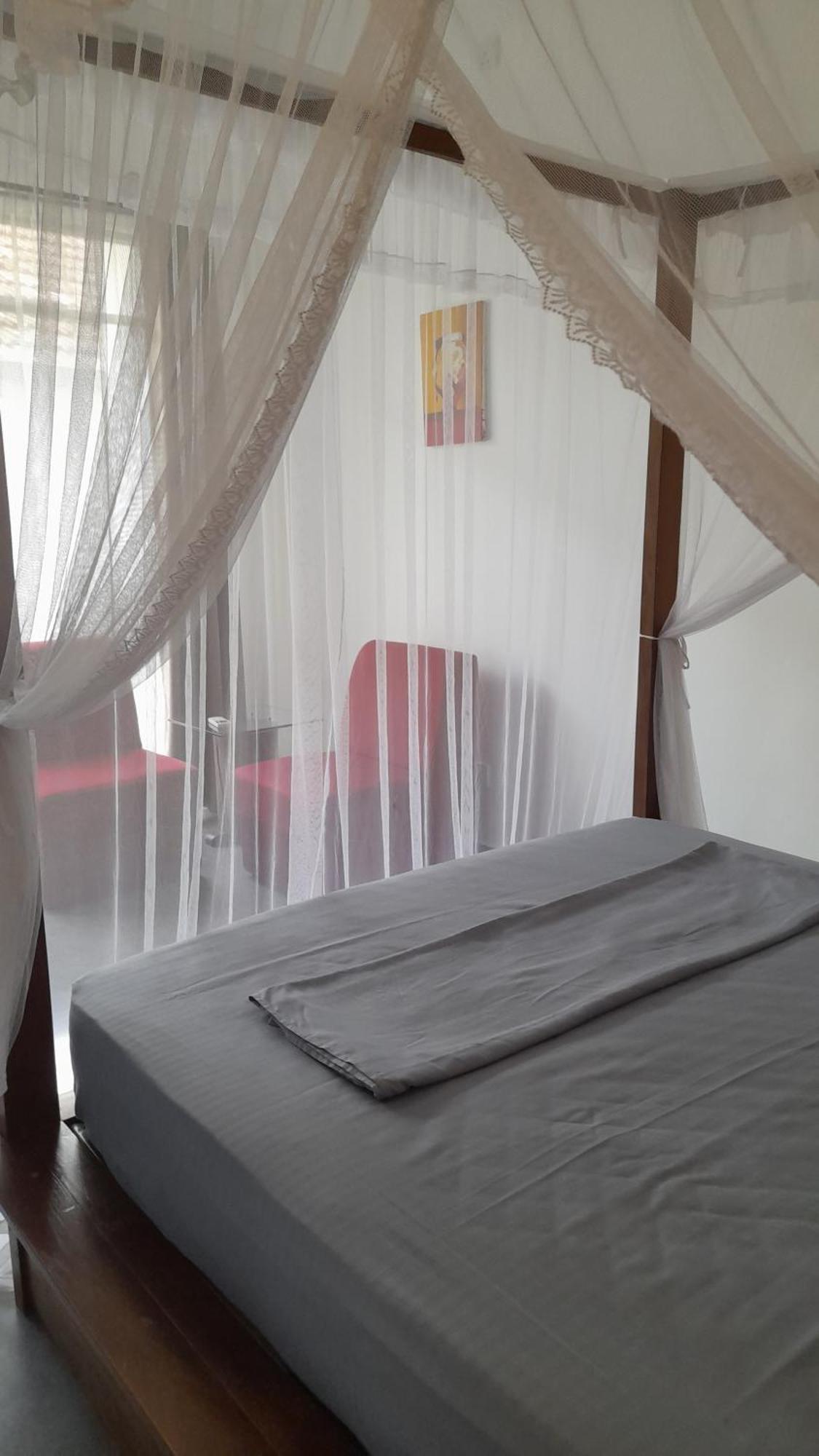Srimany Bed & Breakfast Mirissa Ngoại thất bức ảnh